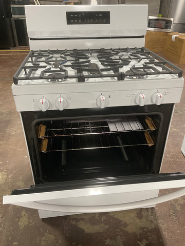 Range of model FCRG3062AW. Image # 2: Frigidaire  30" Gas Range with Steam Clean