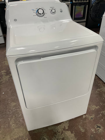 Dryer of model GTD33EASKWW. Image # 1: GE® 7.2 cu. ft. Capacity aluminized alloy drum Electric Dryer