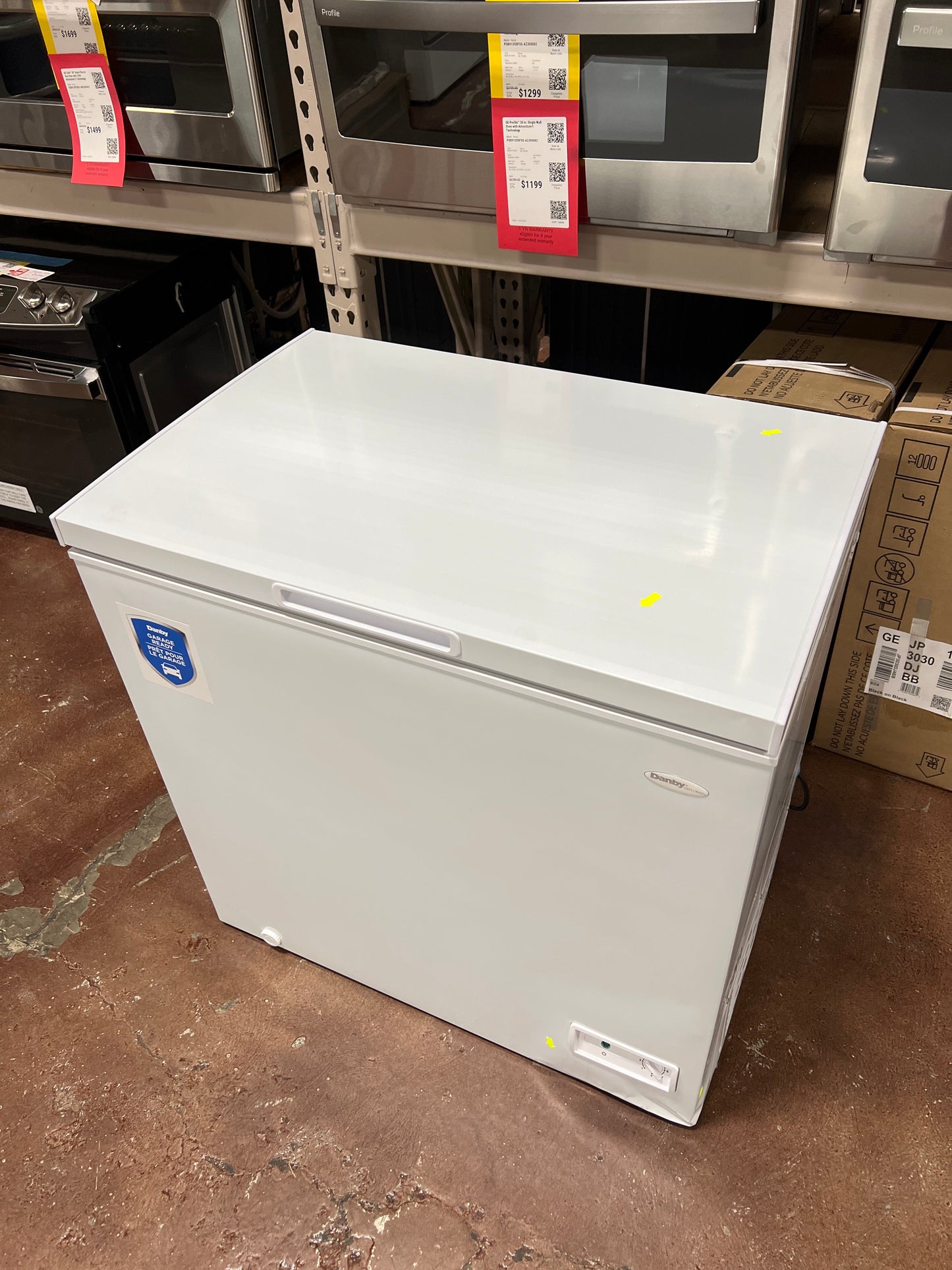 Danby 7.0 cu. ft. Square Model Chest Freezer DOE