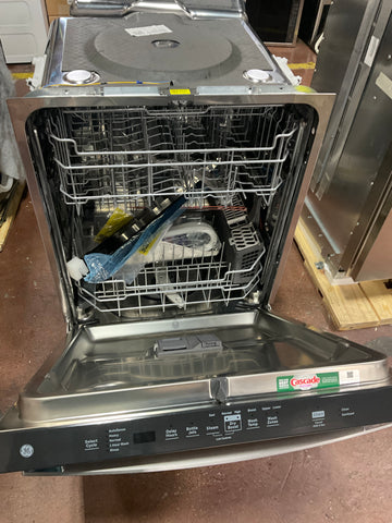 Dishwasher of model GDT650SYVFS. Image # 2: GE® ENERGY STAR® FINGERPRINT RESISTANT TOP CONTROL WITH STAINLESS STEEL INTERIOR DISHWASHER WITH SANITIZE CYCLE