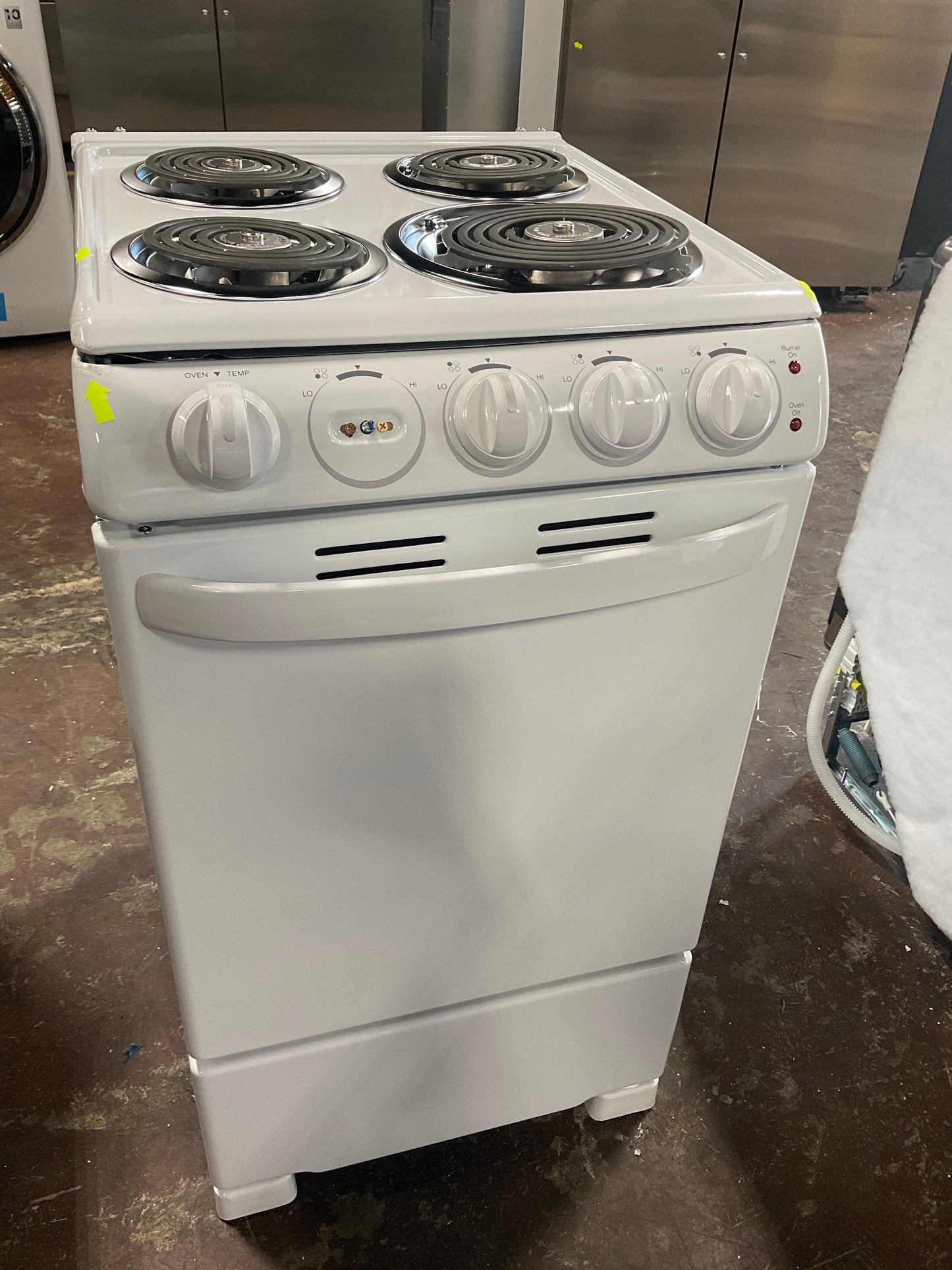 Danby 20″ Wide Electric Range in White