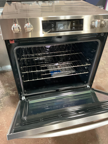 Range of model GCFE3060BF. Image # 2: Frigidaire Gallery 30" Front Control Electric Range with Total Convection