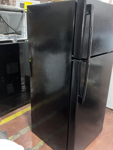 Refrigerator of model GIE18GTNRBB. Image # 4: GE® ENERGY STAR® 17.5 Cu. Ft. Top-Freezer Refrigerator