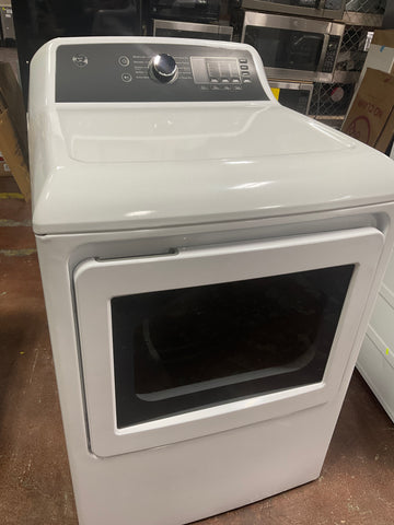 Dryer of model GTD58EBSVWS. Image # 1: GE® 7.4 cu. ft. Capacity with Sensor Dry Electric Dryer