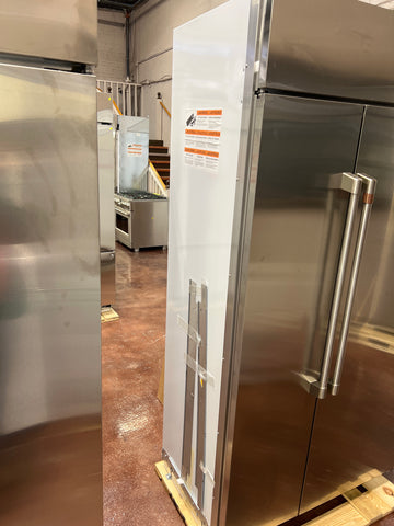 Refrigerator of model CSB42WP2RS1. Image # 5: GE Café™ 42" Smart Built-In Side-by-Side Refrigerator