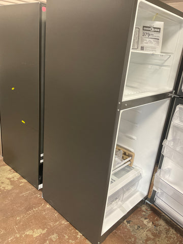 Refrigerator of model GTE19JSNRSS. Image # 3: GE® ENERGY STAR® 19.2 Cu. Ft. Top-Freezer Refrigerator