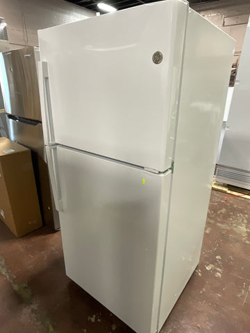 Refrigerator of model GTS19KGNRWW. Image # 1: GE® 19.2 Cu. Ft. Top-Freezer Refrigerator