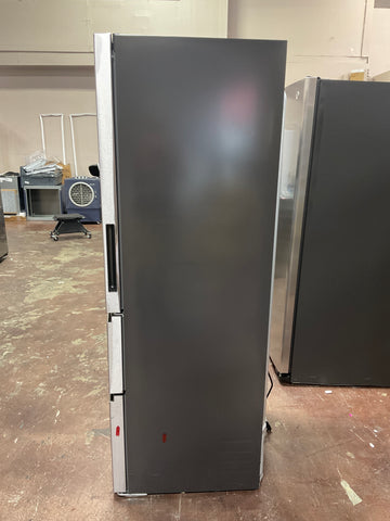 Refrigerator of model GLE12HSPSS. Image # 5: GE® 11.9 Cu. Ft. Bottom-Freezer Refrigerator