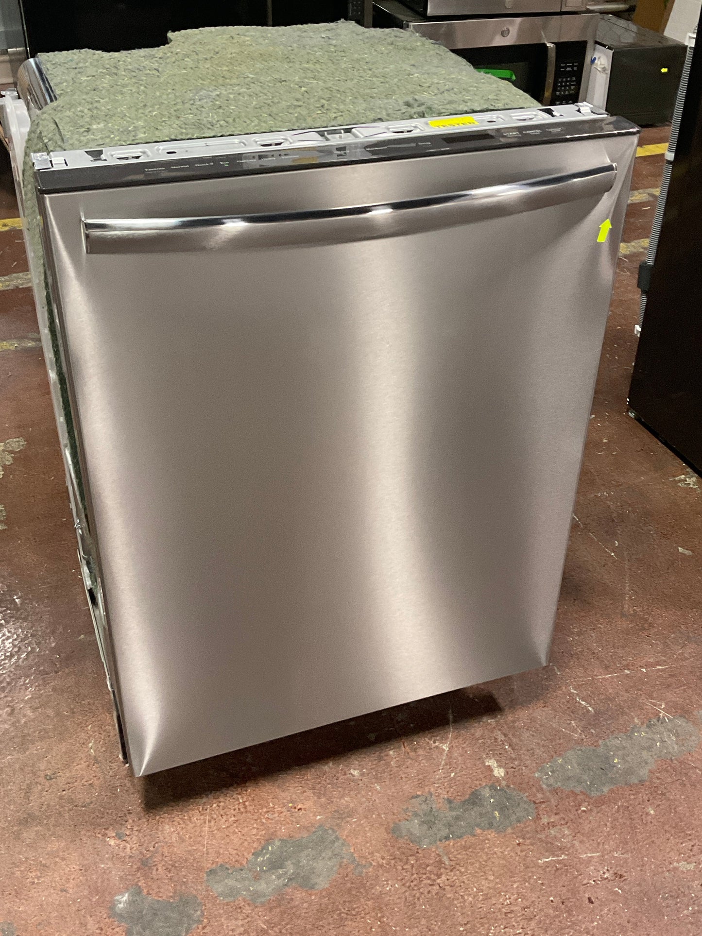 Frigidaire Gallery 24" Stainless Steel Tub Dishwasher with CleanBoost™