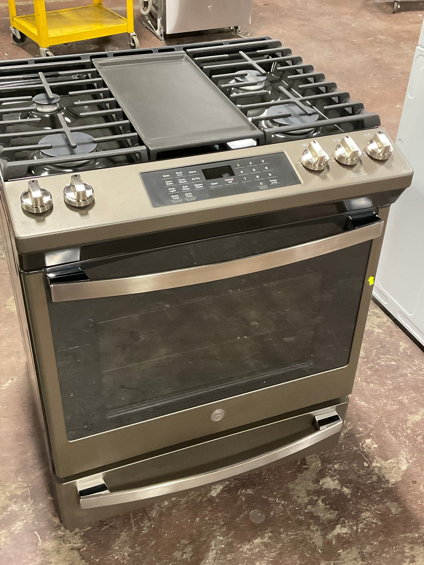 GE® 30" Slide-In Front-Control Convection Gas Range with No Preheat Air Fry