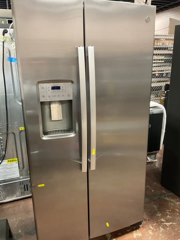 Refrigerator of model GZS22IYNFS. Image # 1: GE® 21.8 Cu. Ft. Counter-Depth Fingerprint Resistant Side-By-Side Refrigerator