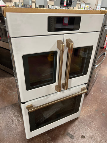 Built-In Oven of model CTD90FP4NW2. Image # 2: GE Café™ Professional Series 30" Smart Built-In Convection French-Door Double Wall Oven