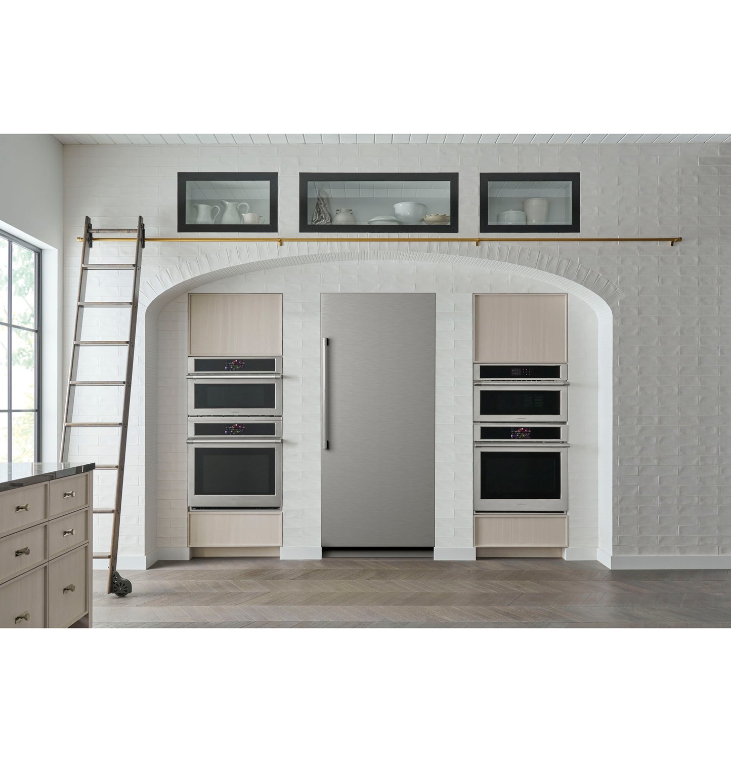 Manufacturer Image 4