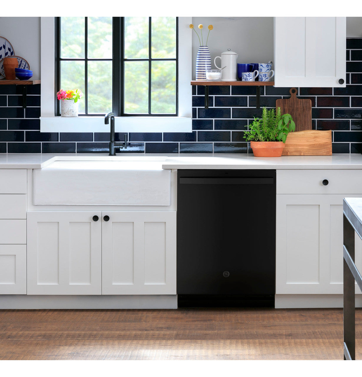 Manufacturer Image 5