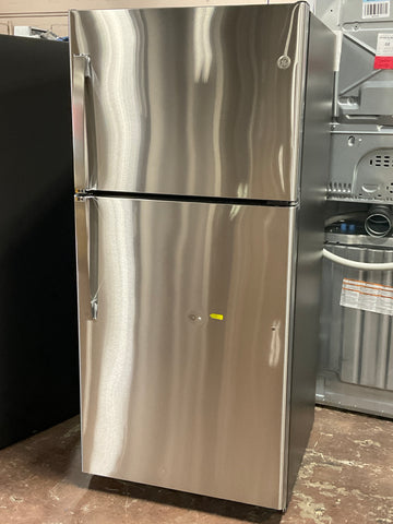 Refrigerator of model GTE19JSNRSS. Image # 1: GE® ENERGY STAR® 19.2 Cu. Ft. Top-Freezer Refrigerator