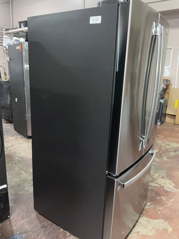 Refrigerator of model GNE25JYKFS. Image # 3: GE® ENERGY STAR® 24.7 Cu. Ft. French-Door Refrigerator