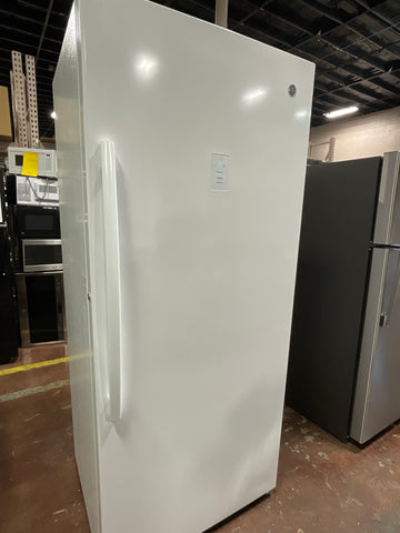 Freezer of model FUF21SMRWW. Image # 1: GE® 21.3 Cu. Ft. Frost-Free Garage Ready Upright Freezer