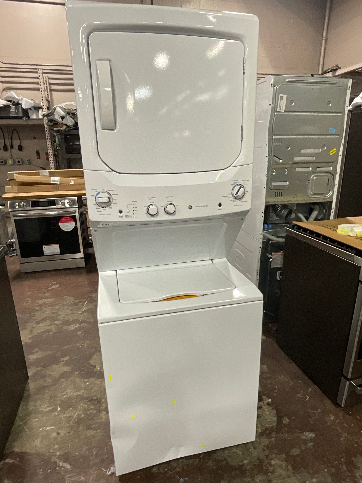 Front view, doors closed