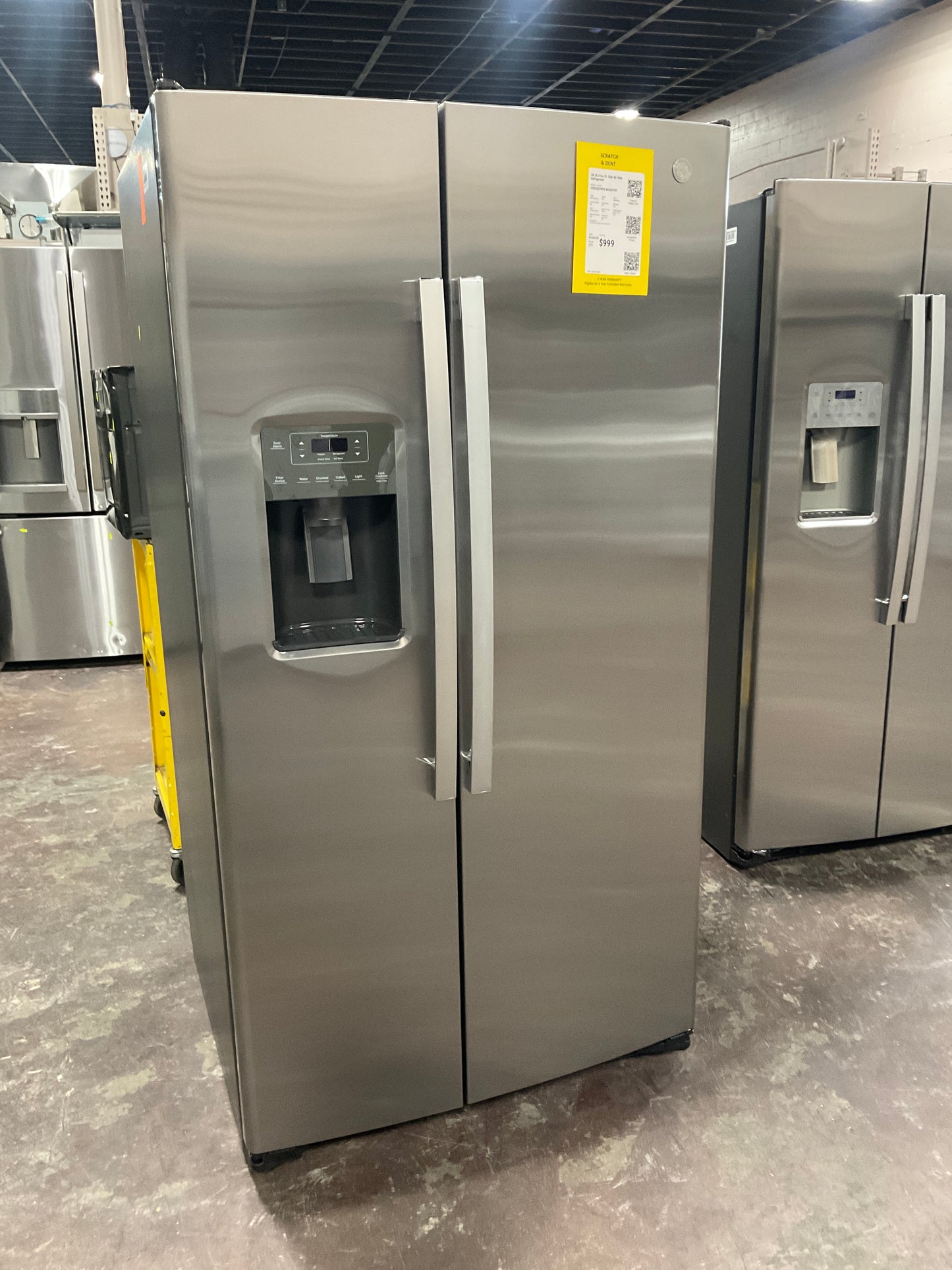 Front view, door closed