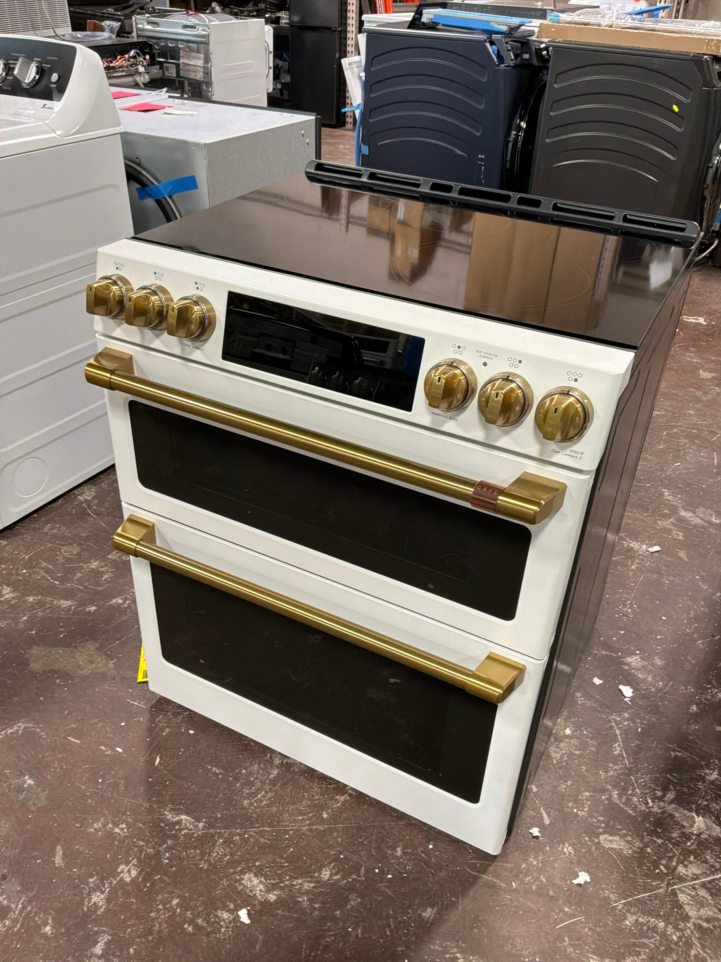 Front view, oven-door closed