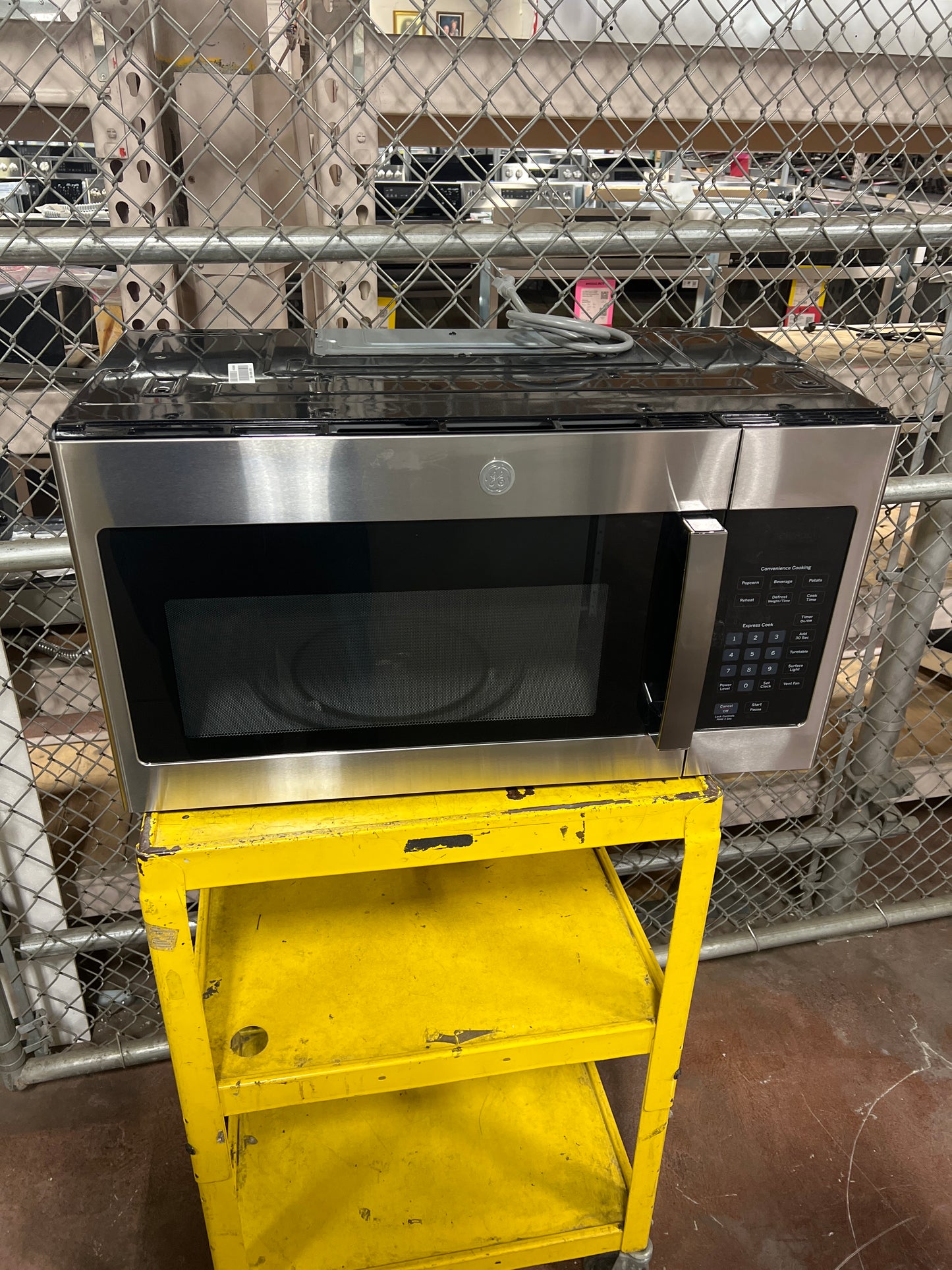 Front view, door closed