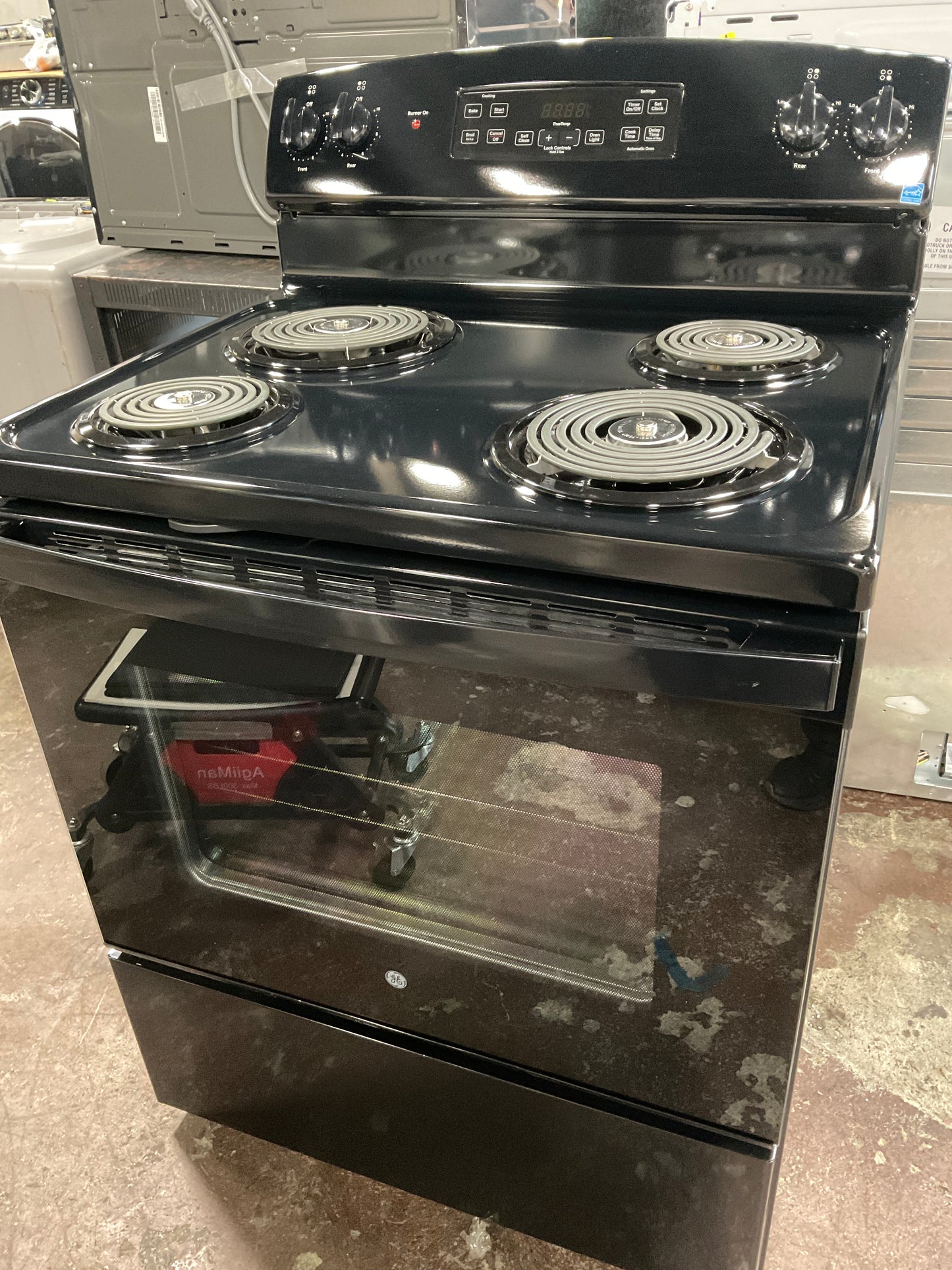 Front view, oven-door closed