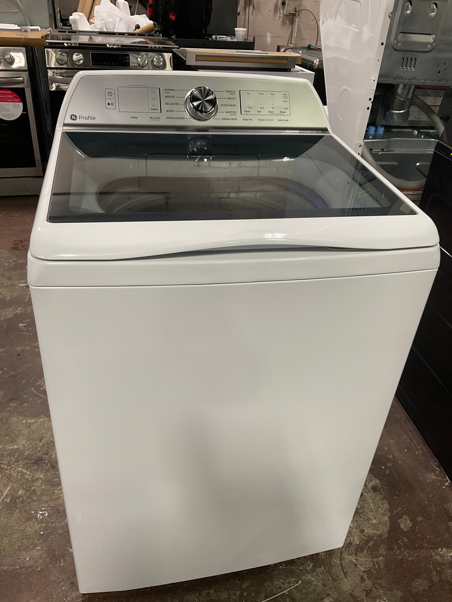 Front view, door closed