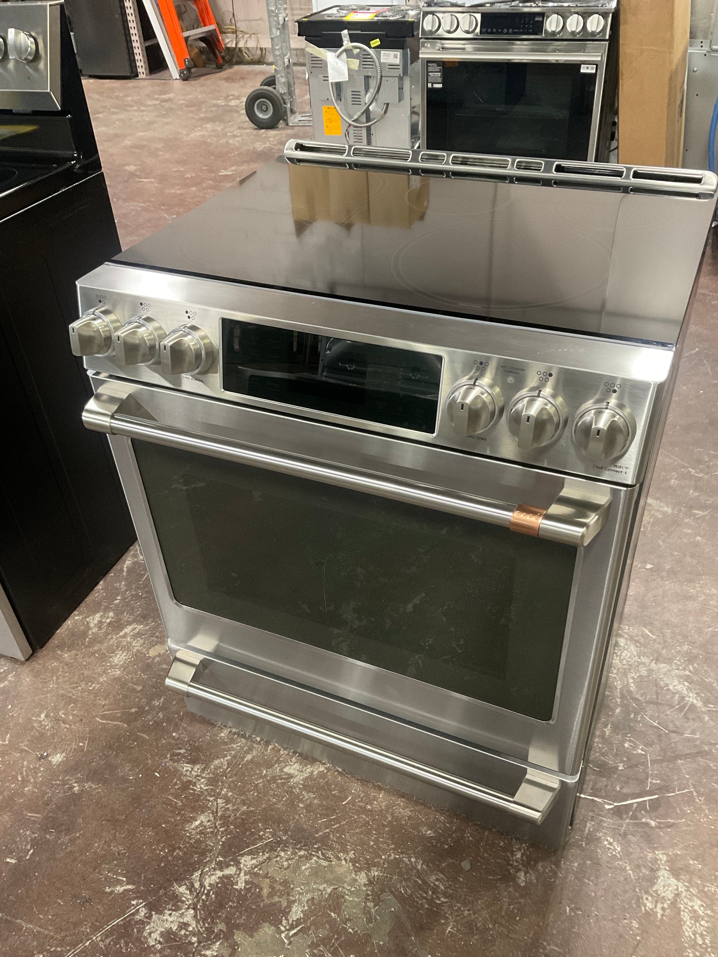 Front view, oven-door closed