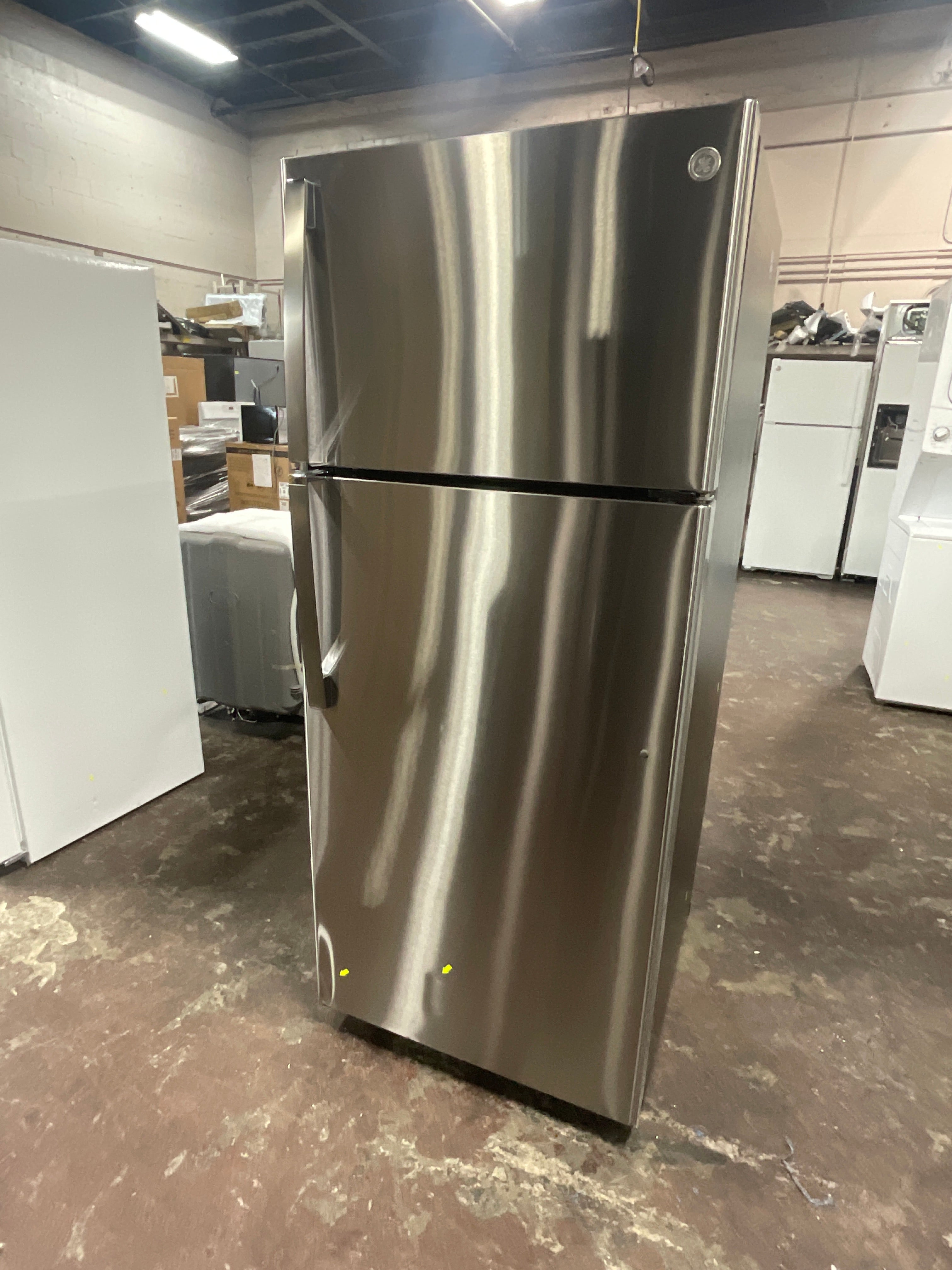 Front view, door closed