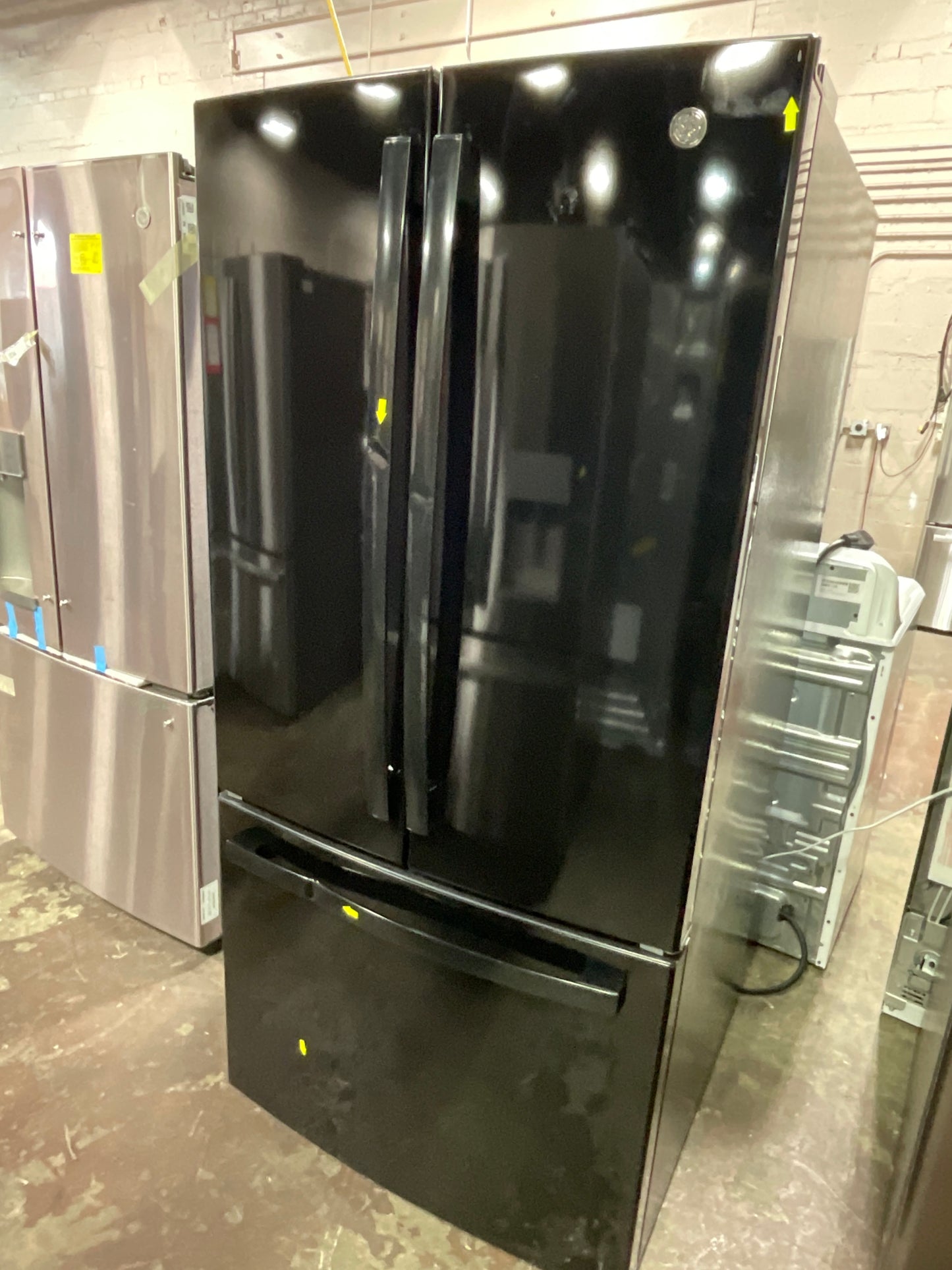 Front view, door closed