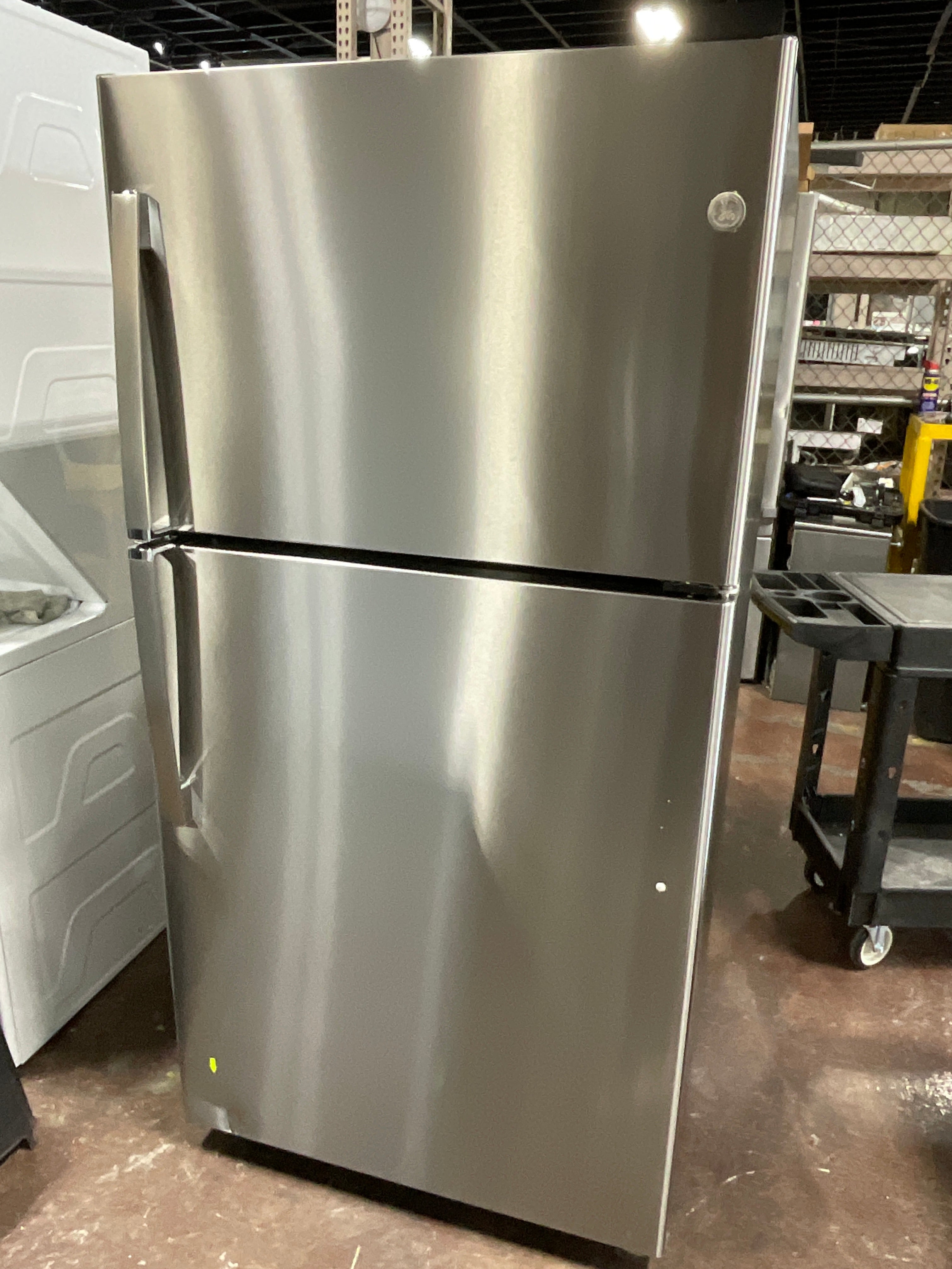 Front view, door closed