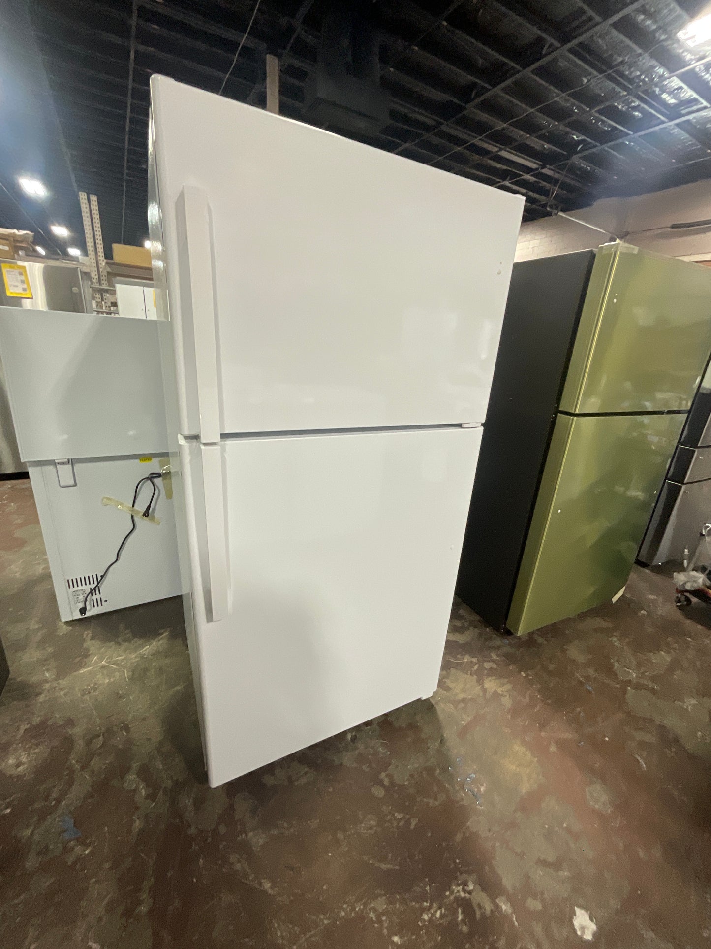 Front view, door closed