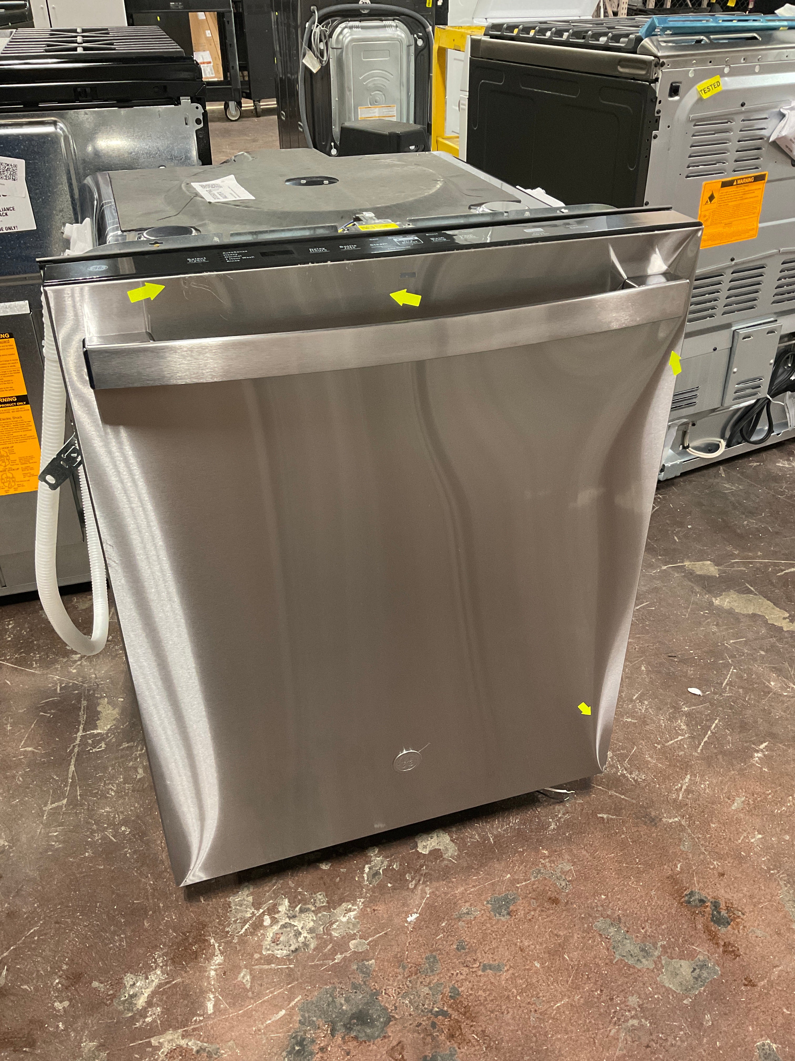 Front view, doors closed