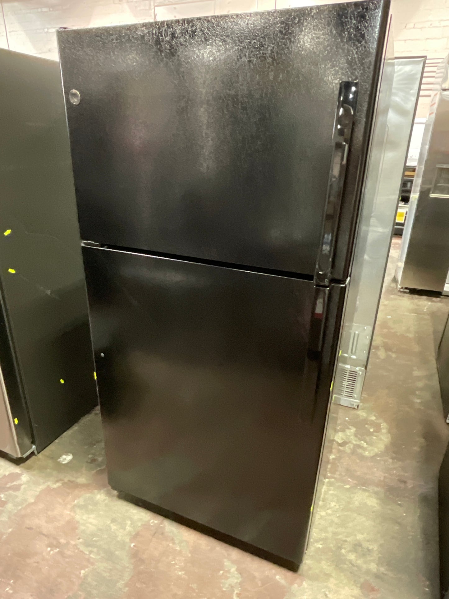 Front view, door closed