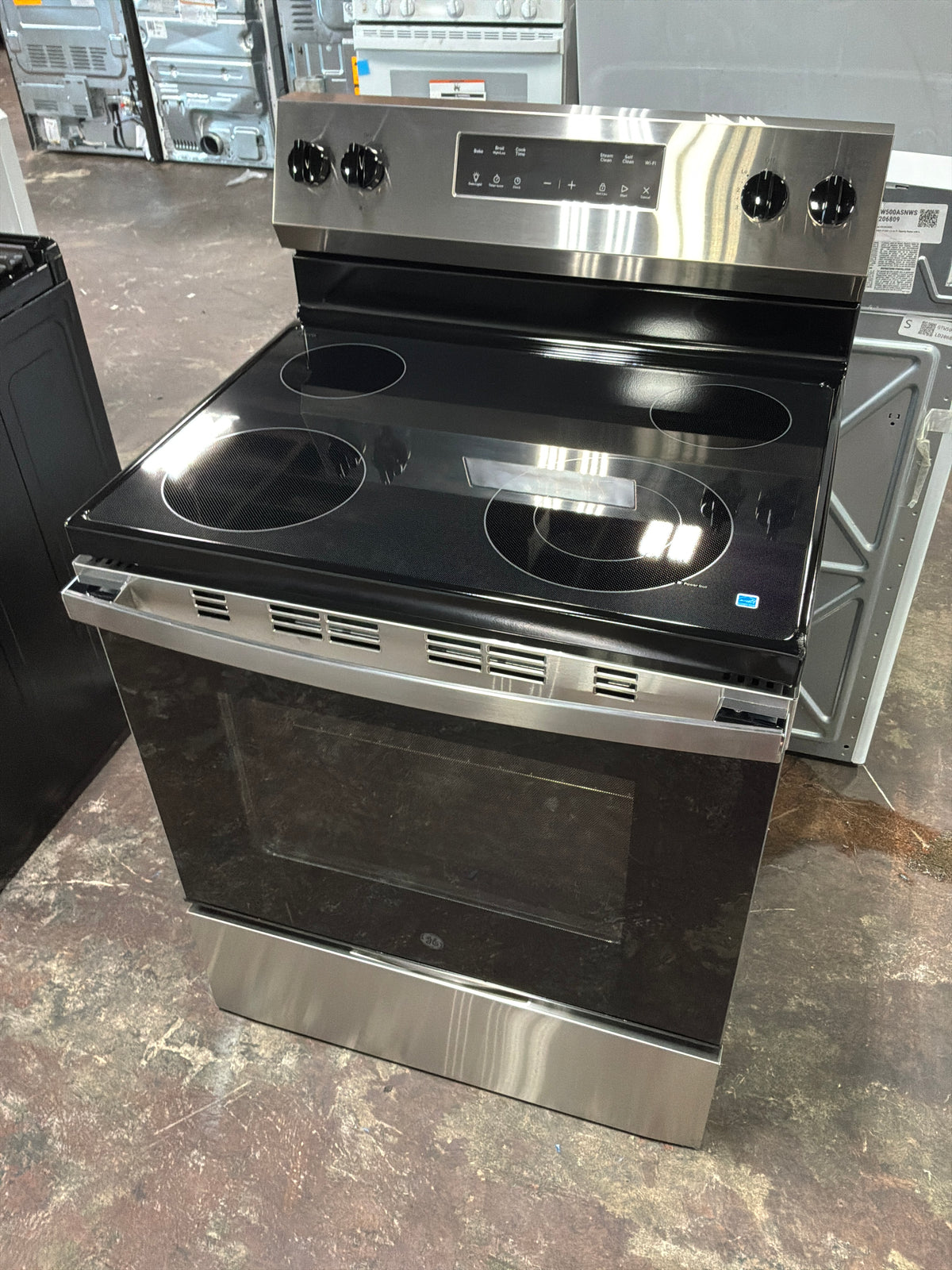 Front view, oven-door closed