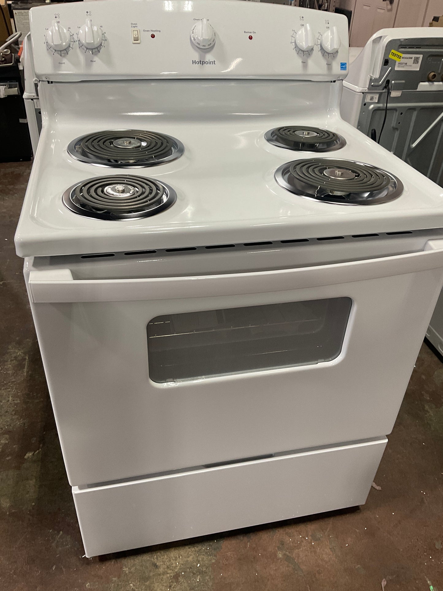 Front view, oven-door closed