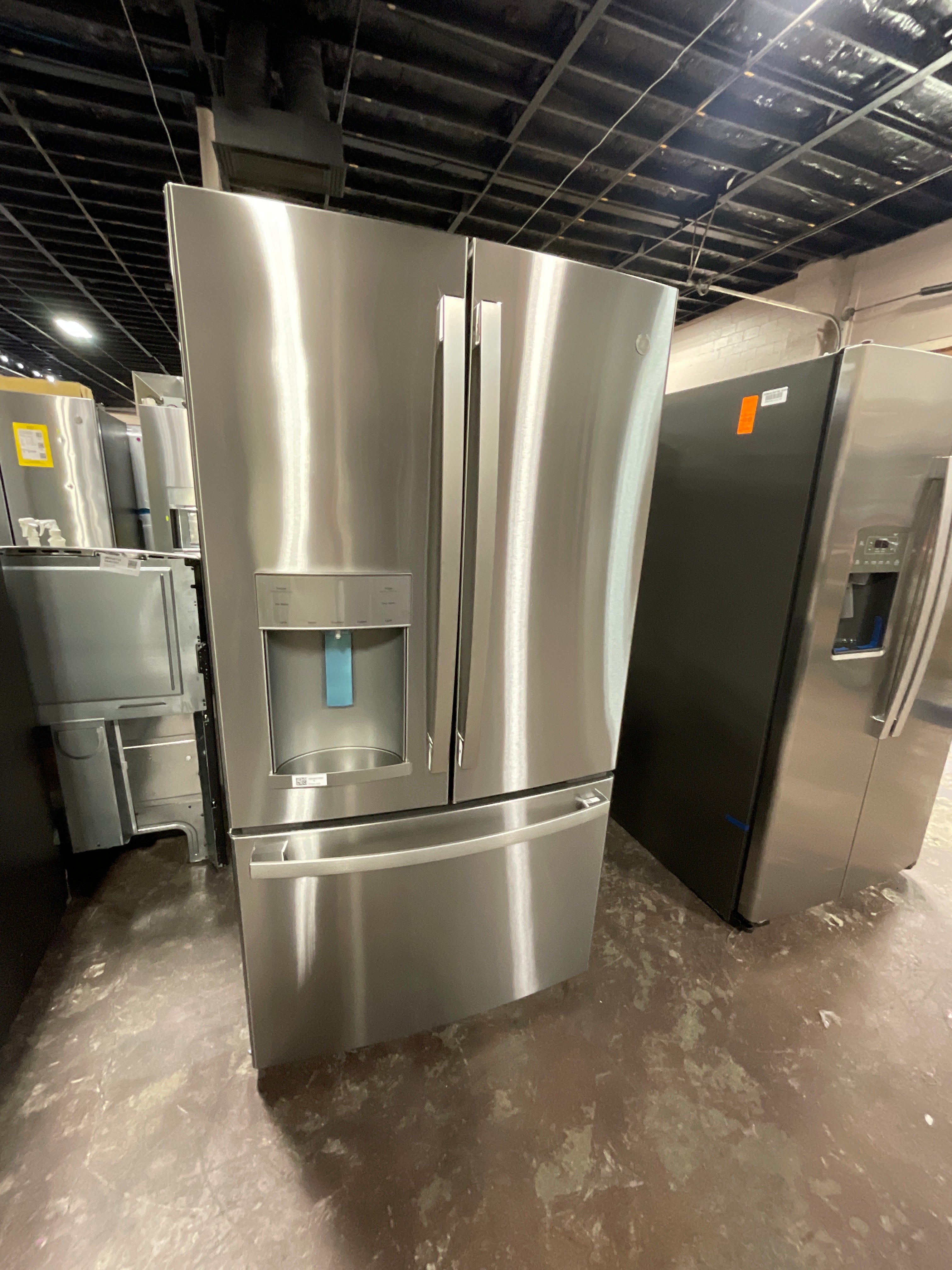 Front view, door closed