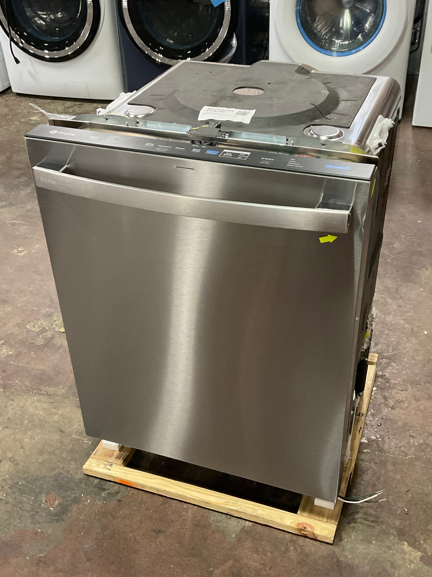 Front view, doors closed