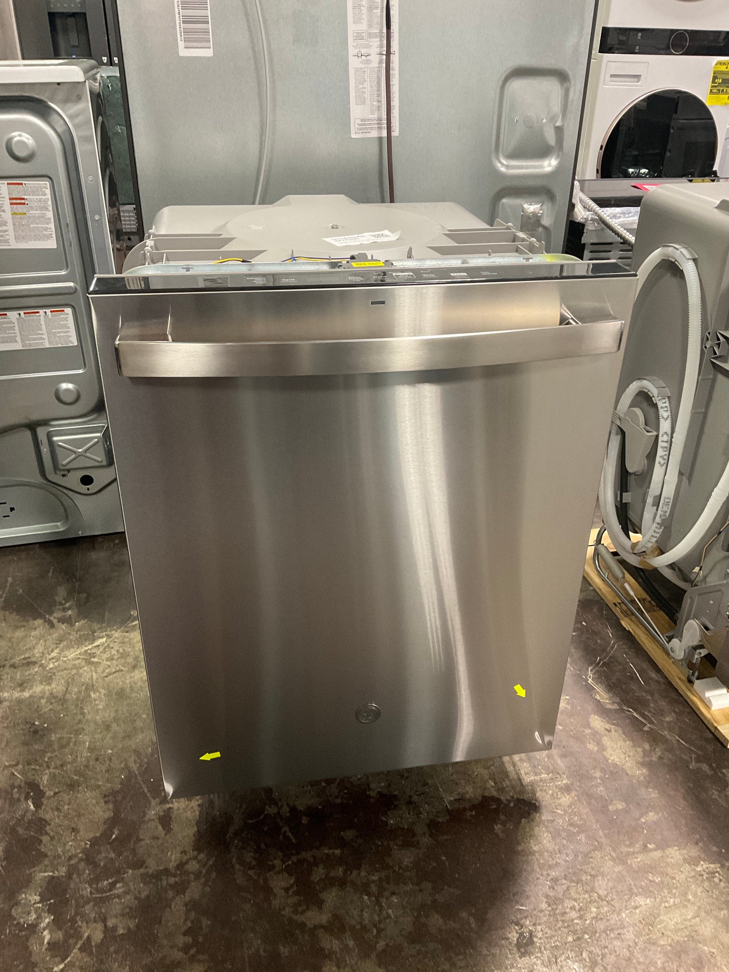 Front view, doors closed