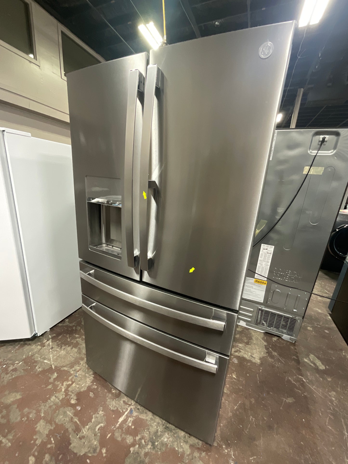 Front view, door closed