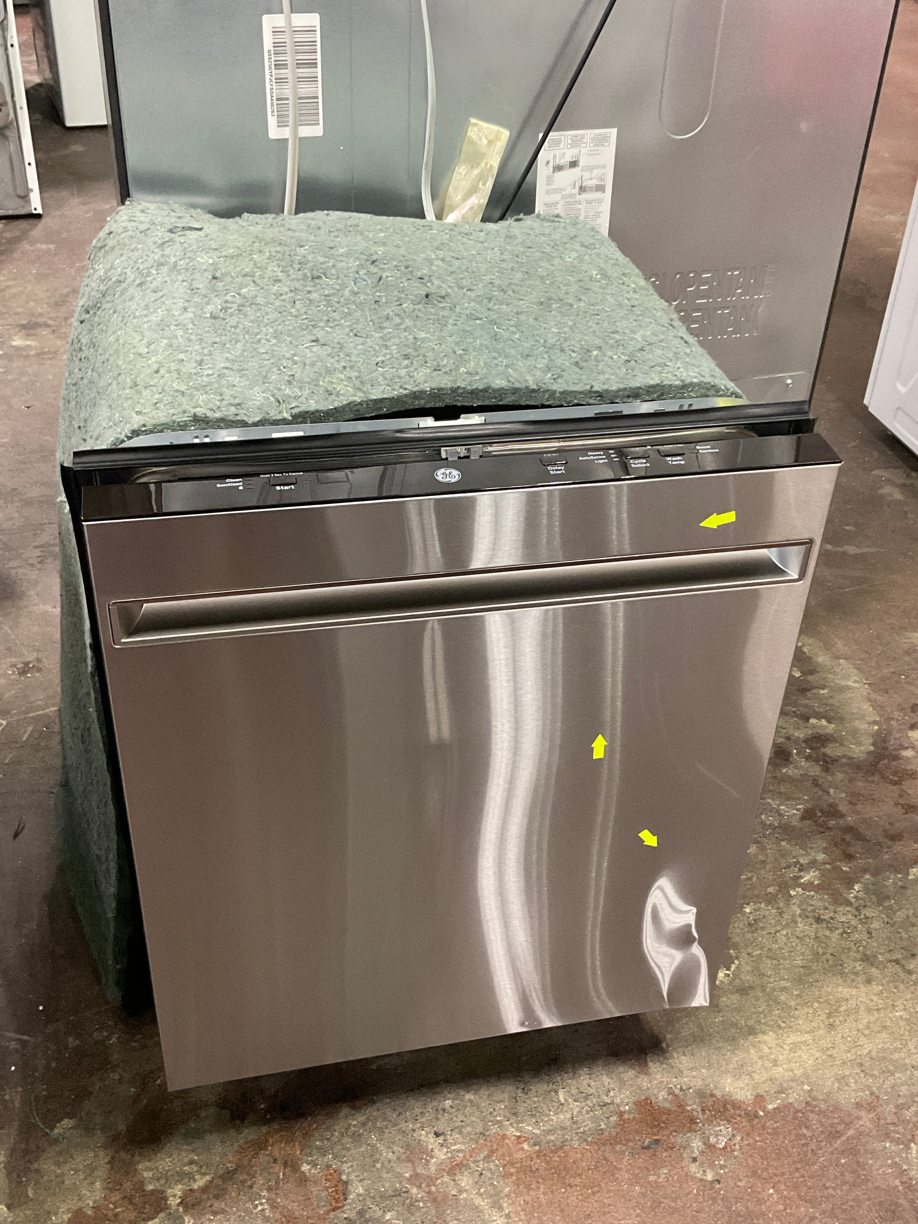 Front view, doors closed