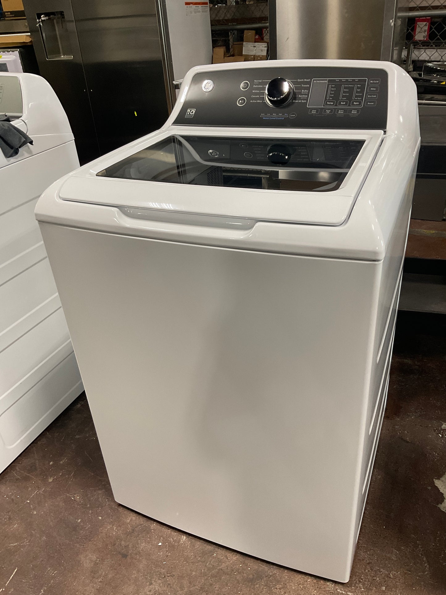 Front view, door closed