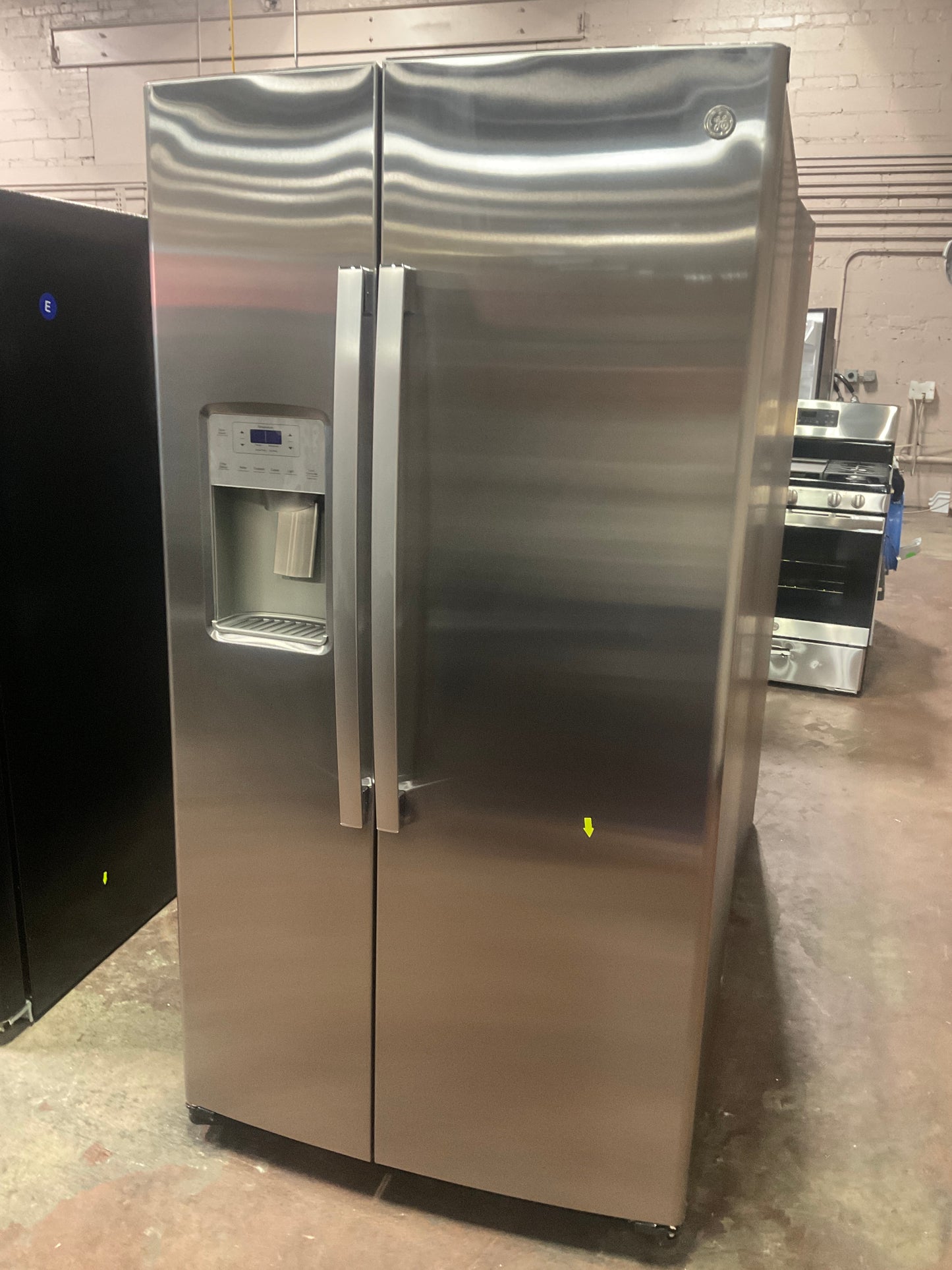 Front view, door closed