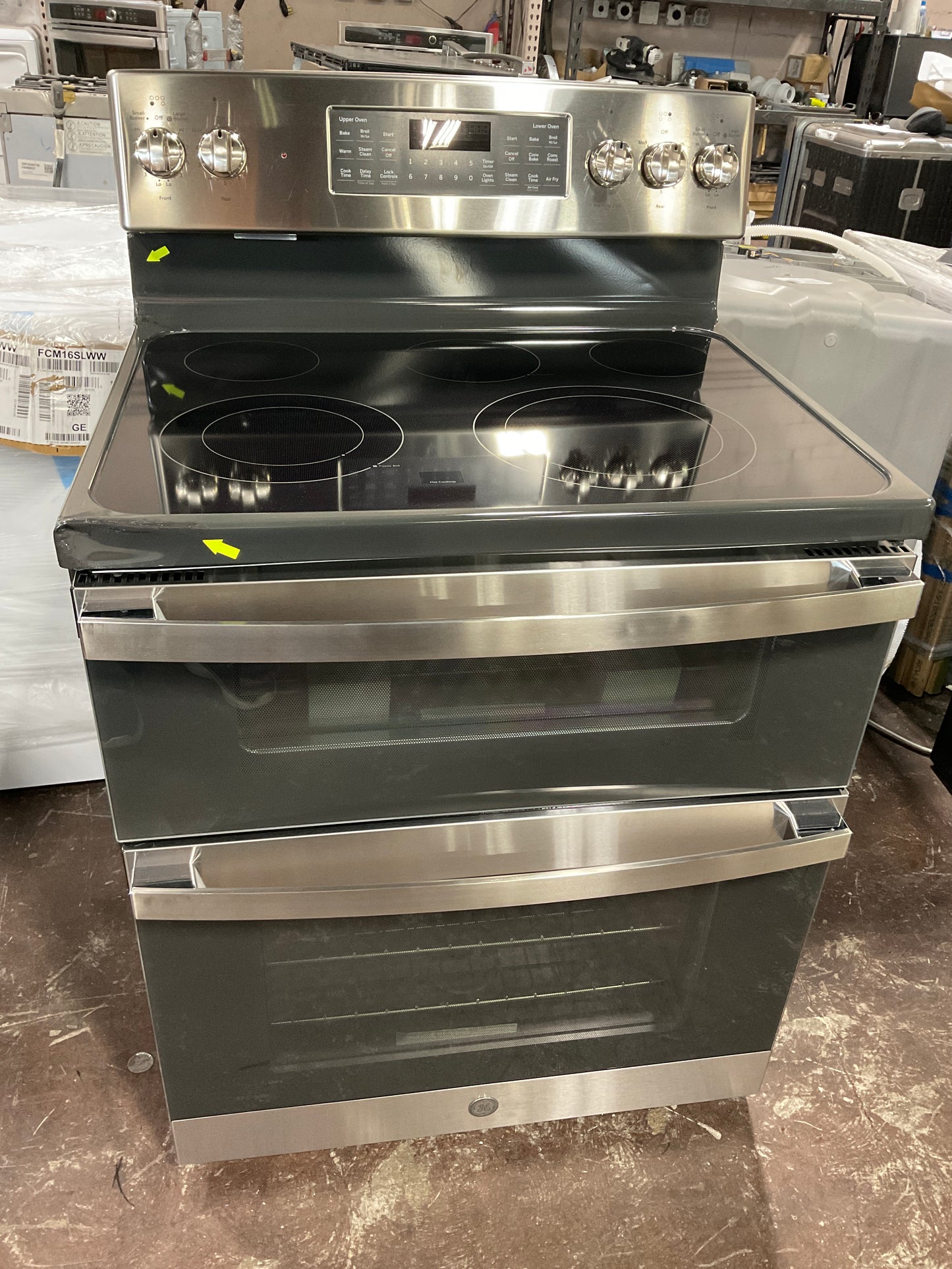 Front view, oven-door closed