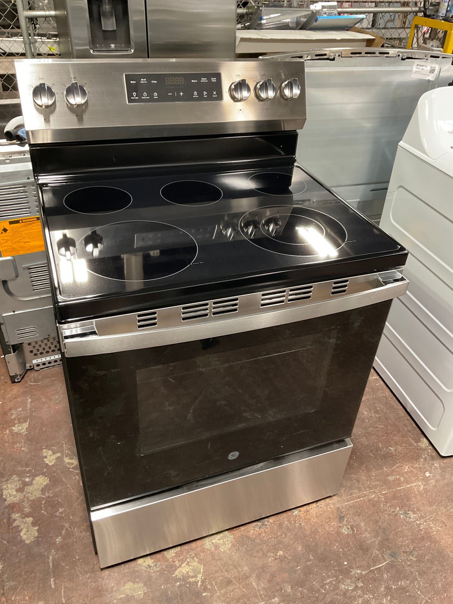 Front view, oven-door closed