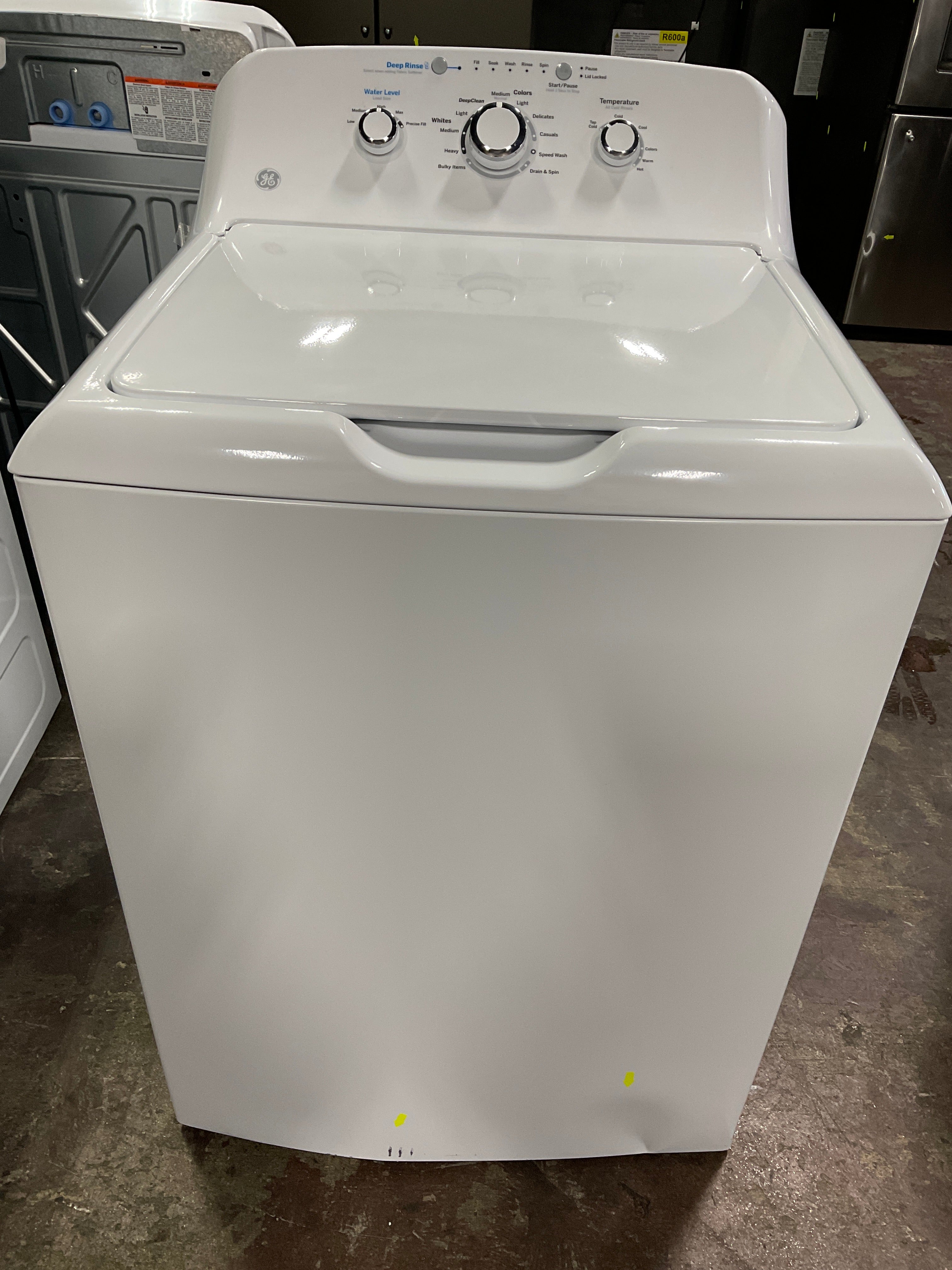 Front view, door closed