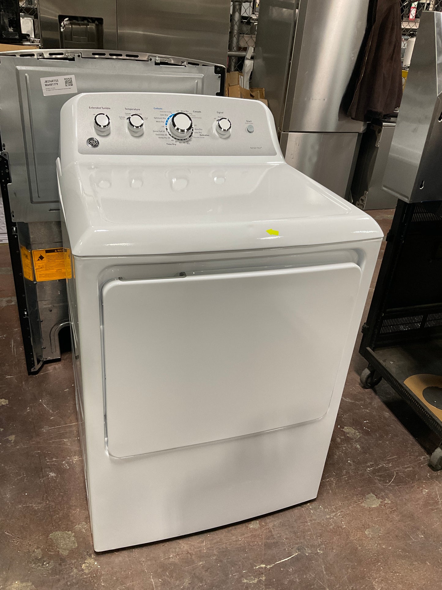 Front view, door closed