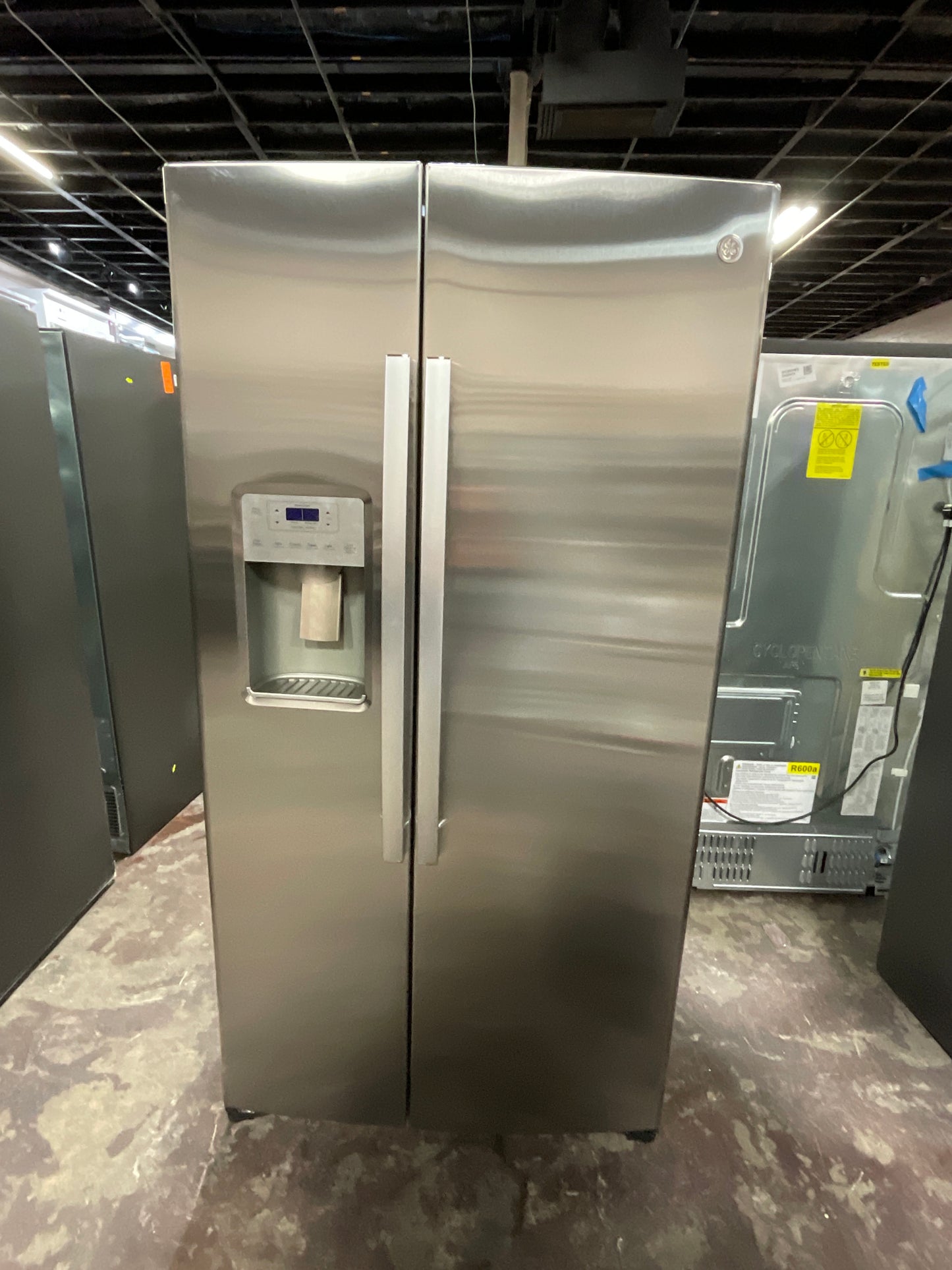 Front view, door closed