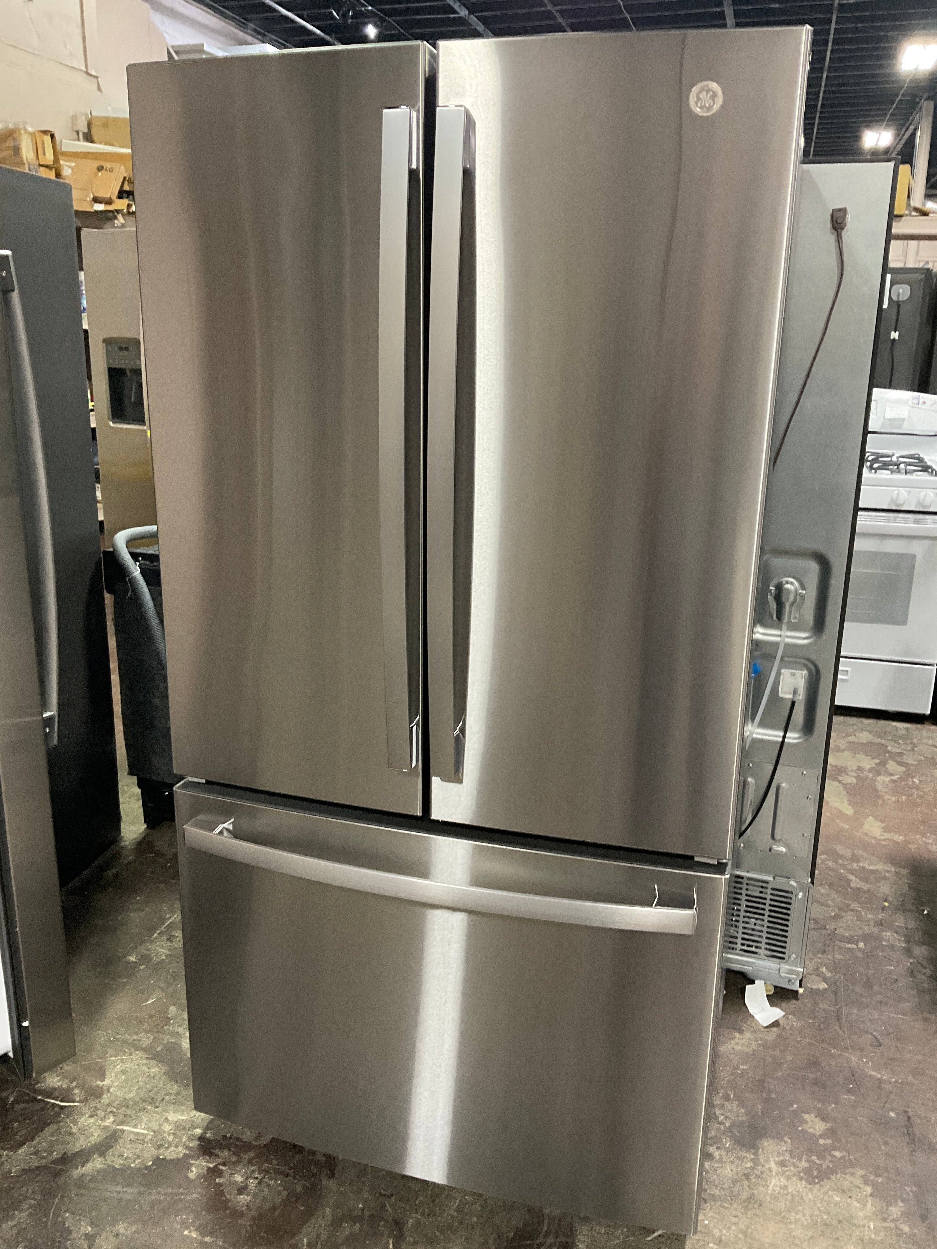 Front view, door closed