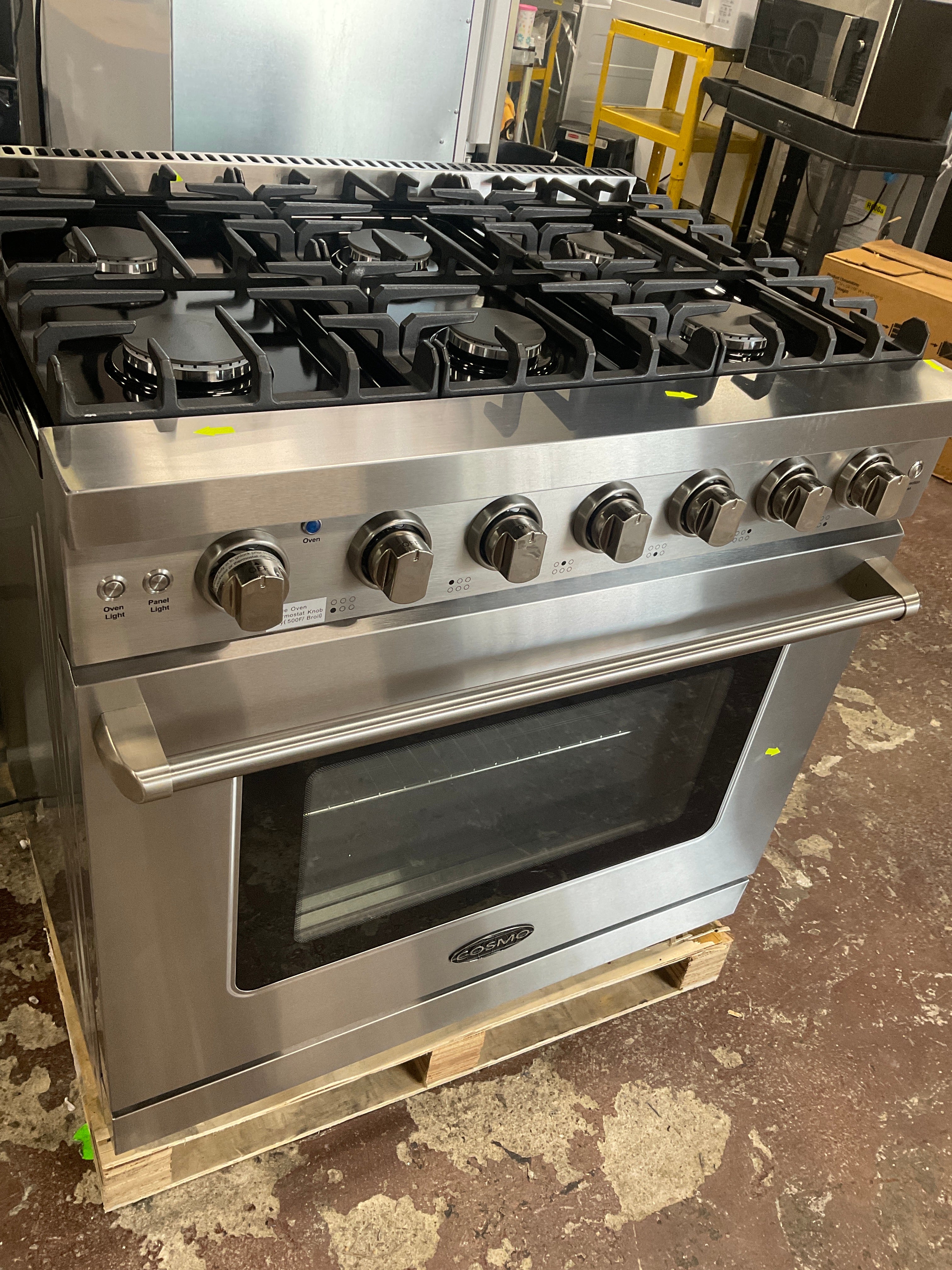 Front view, oven-door closed